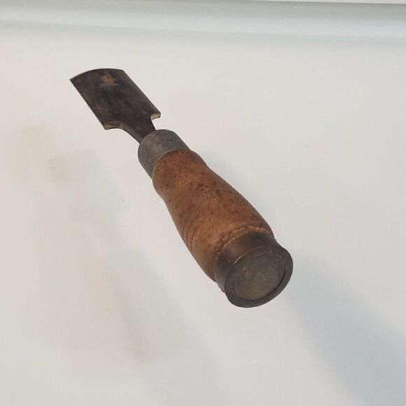 Vintage Antique Chisel Thomas Ibbotson Cast Steel Woodworking Tool - Picture 5 of 11